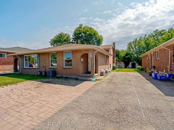552 1st Ave, Welland, ON L3C 1Z3