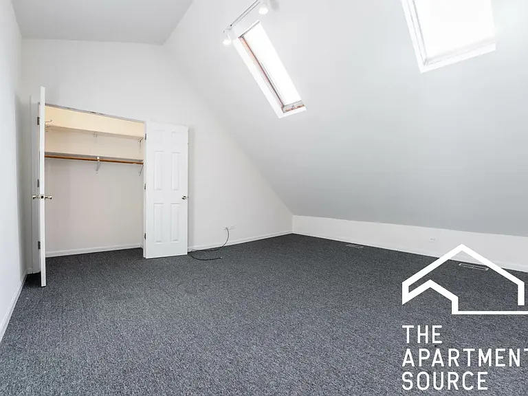 2440 N Ashland Ave #2 — Photo 10