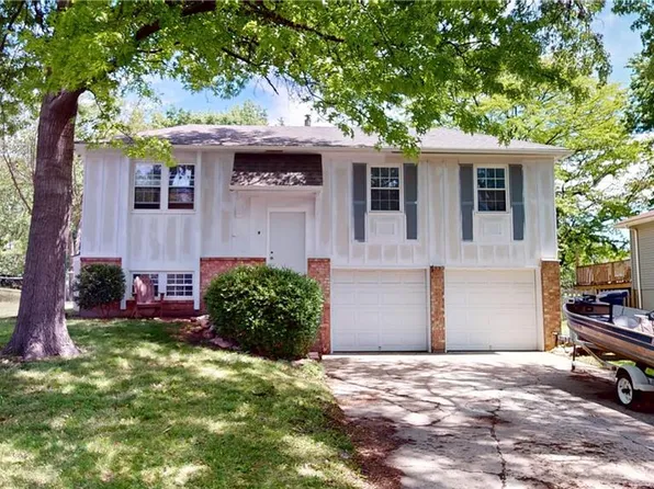 13009 S Cardiff St, Olathe, KS 66062
