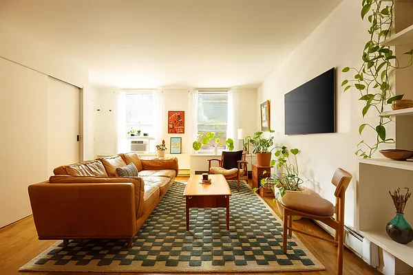 211 Berry Street #2