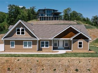 311 Spivey Mountain Rd, Asheville, NC 28806