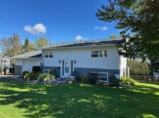 14 Hillside Dr, Antigonish, NS B2G 1H4