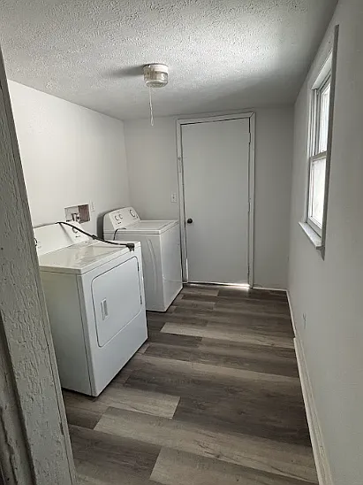 637 Wilson Ave — Photo 7