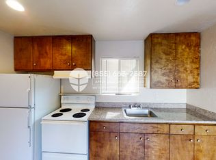 2121 E 20th St #6, Oakland, CA 94606