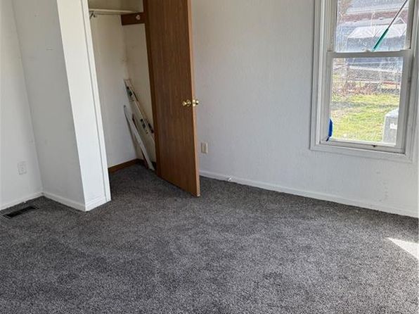 1020 Doniphan Ave, Saint Joseph, MO 64503