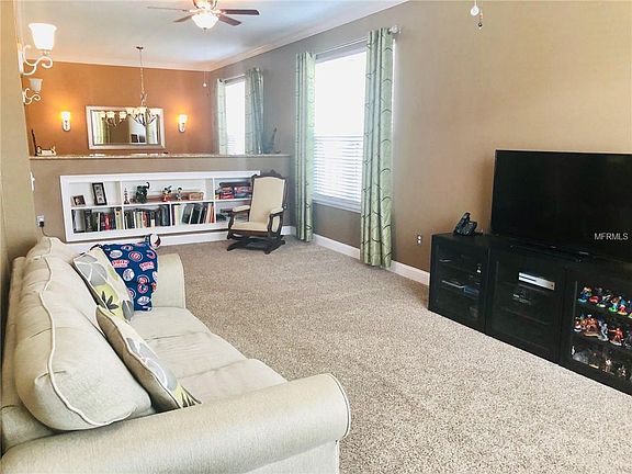 3rd image of 15165 Serenade Dr
