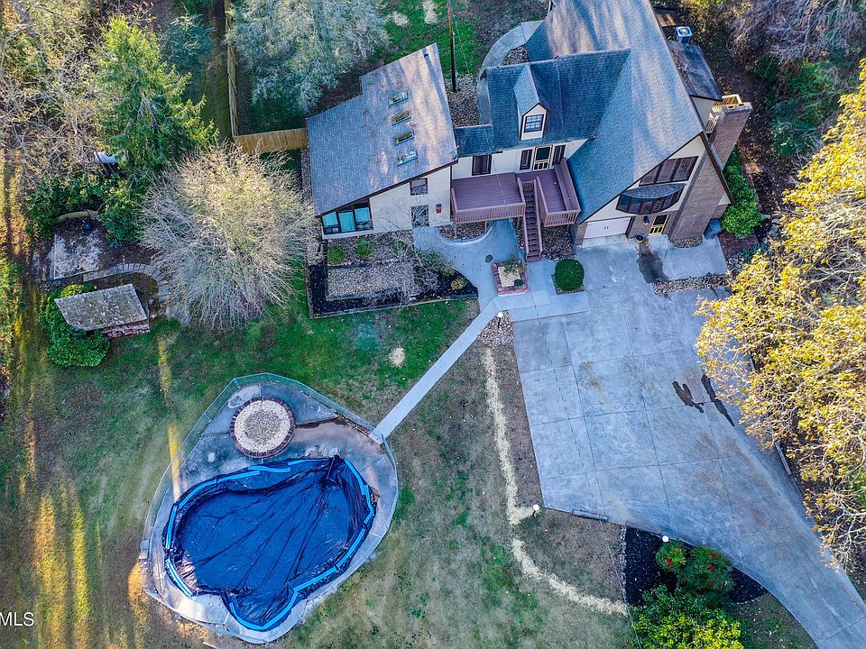 1st image of 4344 Fox Hills Dr
