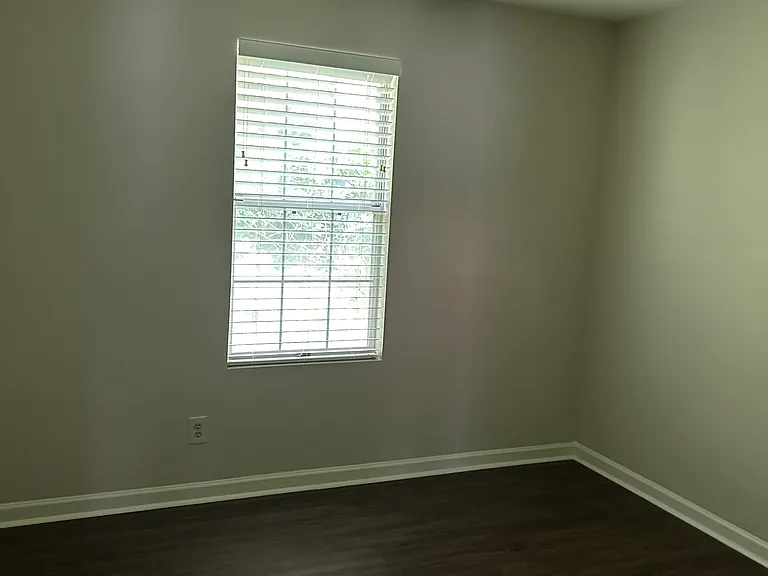 170 Belmonte Dr SW — Photo 29