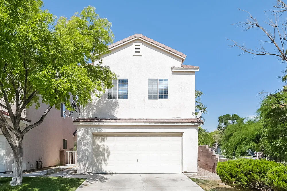 3 bed, 2.5 bath, 1468 sqft, $2,265 — Photo 1