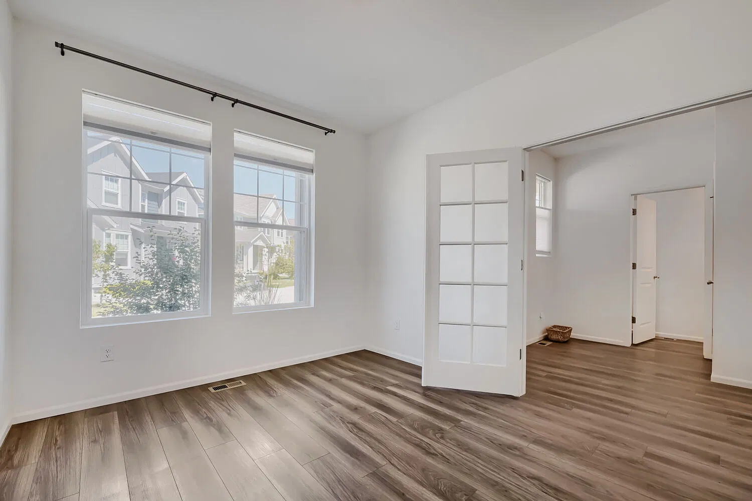 4 bed, 2759 sqft, $3,150 — Photo 2