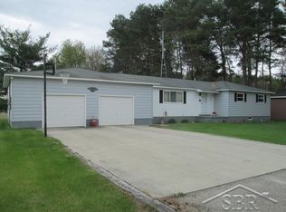5645 S Raucholz Rd, Hemlock, MI 48626