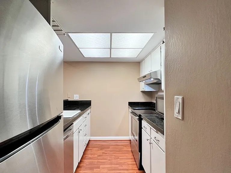 22 Belvedere Ct — Photo 9
