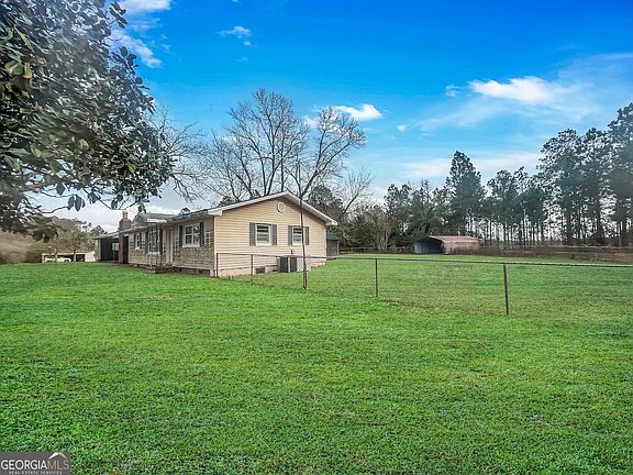 4th image of 575 McCarty Rd