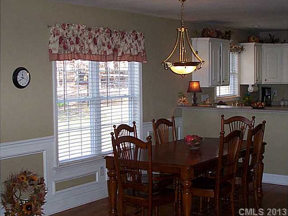 2nd image of 1518 Seejay Ct