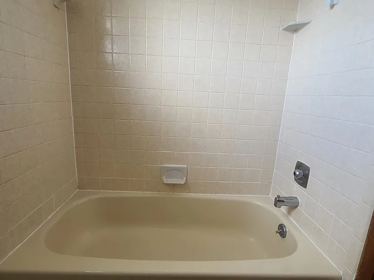1646 W Paradise Ln — Photo 28