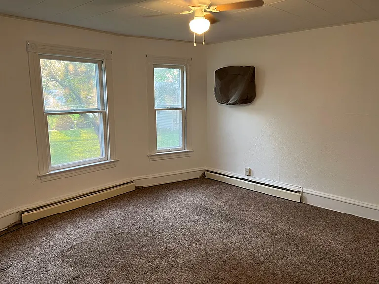 120 W Channing Ave #1 — Photo 6
