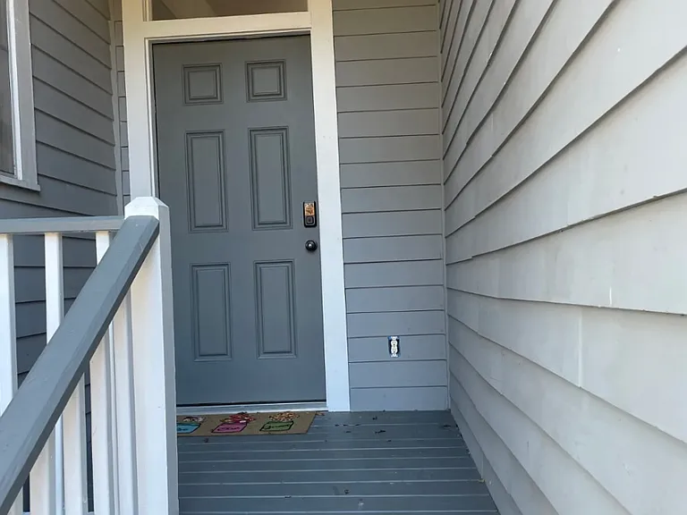658 E Anderson St — Photo 14