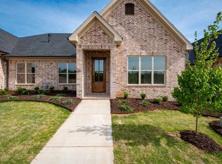 26 Driftwood Ln, Little Rock, AR 72223