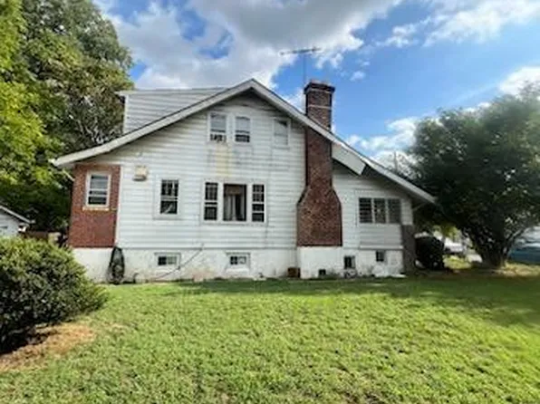 3809 40th Pl, Brentwood, MD 20722