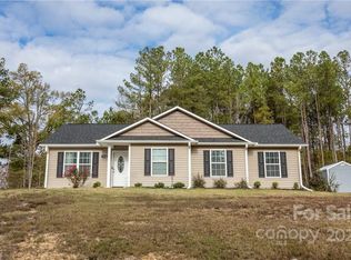 1435 Foxbrook Cir, Lancaster, SC 29720