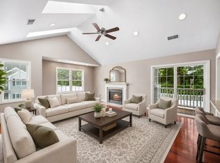 58 Village Dr UNIT 58, Quincy, MA 02169