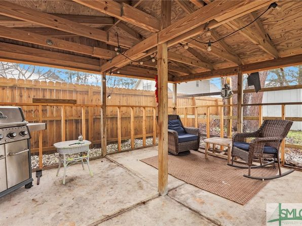 30 Tara Manor Dr, Savannah, GA 31406