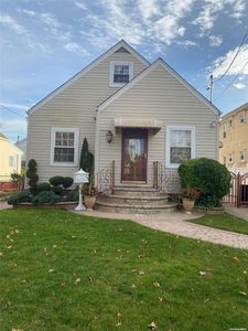 243-24 147 Avenue, Jamaica, NY, 11422