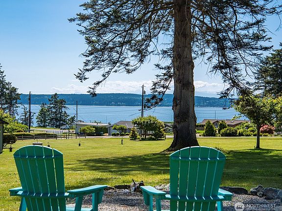 4th image of 3568 S Camano Drive