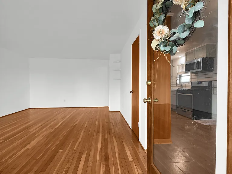 39 Sunnyside Ln — Photo 5