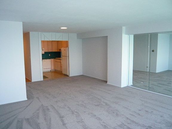 4th image of 1440 N Lake Shore Dr APT 29D
