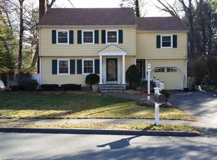 8 Marshall St, North Reading, MA 01864