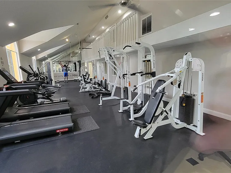 5500 Devonbriar Way #108 — Photo 11