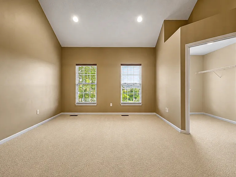 208 Village Pl — Photo 19