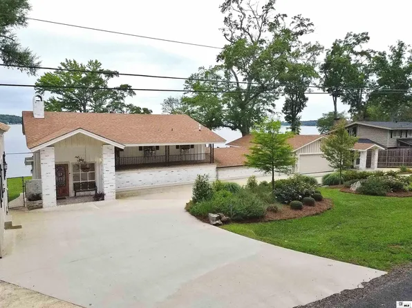 284 Wildwood Dr, Farmerville, LA 71241