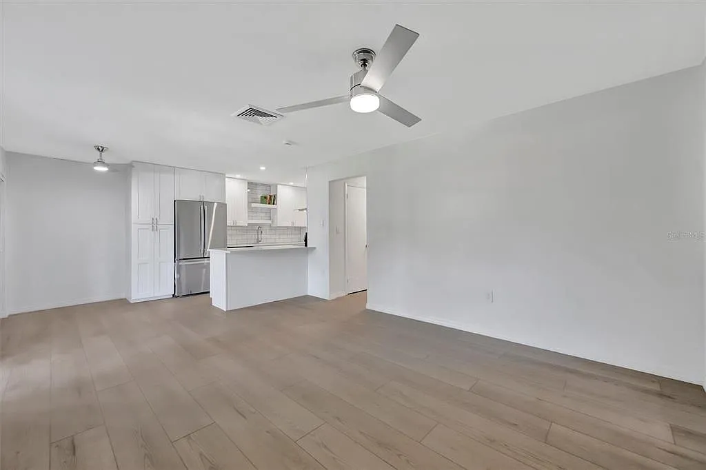 2 bed, 1.0 bath, 775 sqft, $2,100 — Photo 4