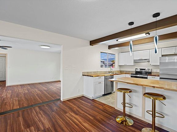 3rd image of 350 Kinaole Cir