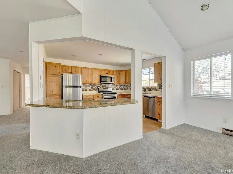 367 Seabreeze Ct — Photo 12