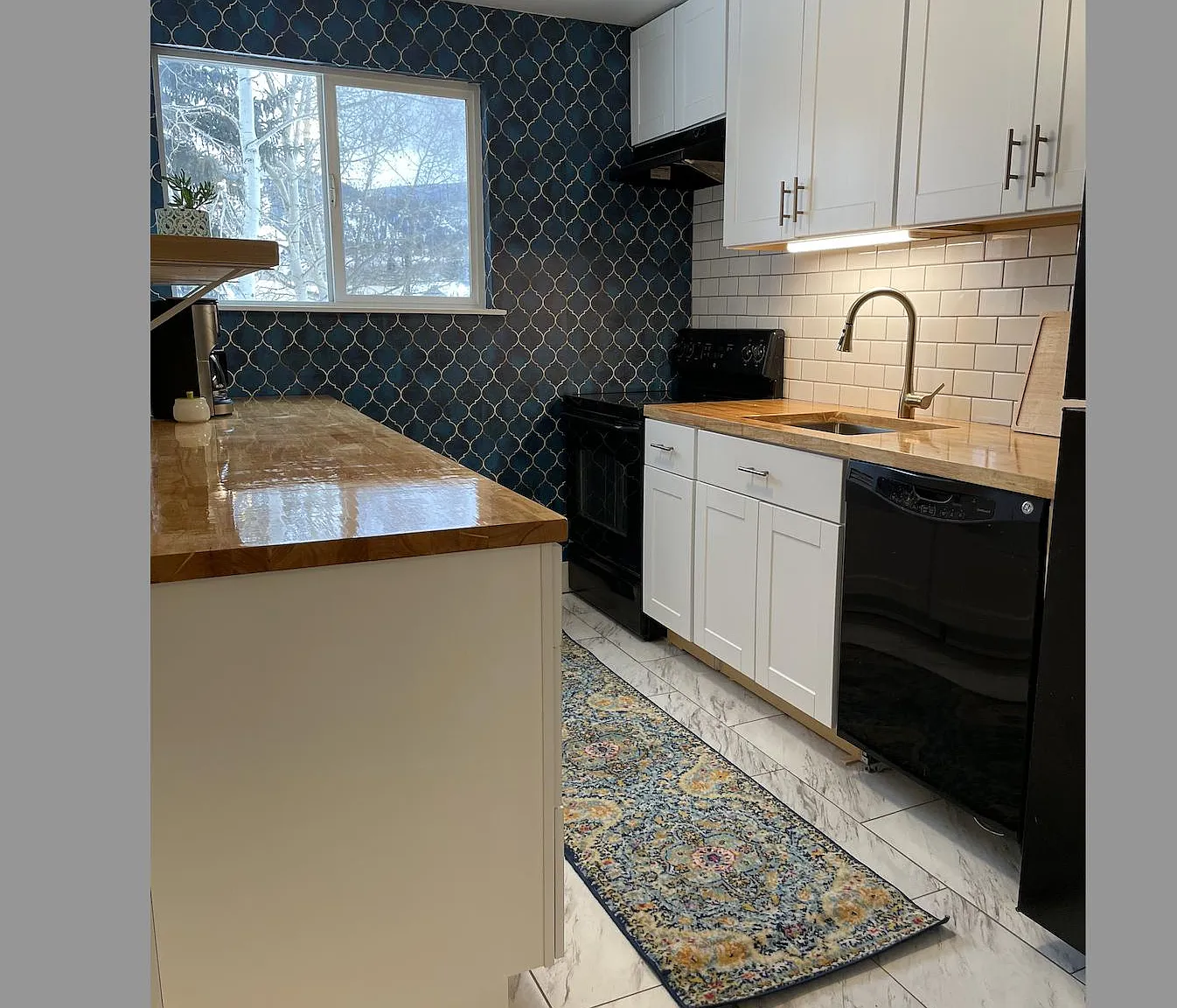2 bed, 701 sqft, $2,900 — Photo 1