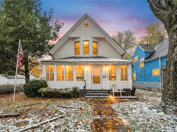 3887 W 17th St, Cleveland, OH 44109