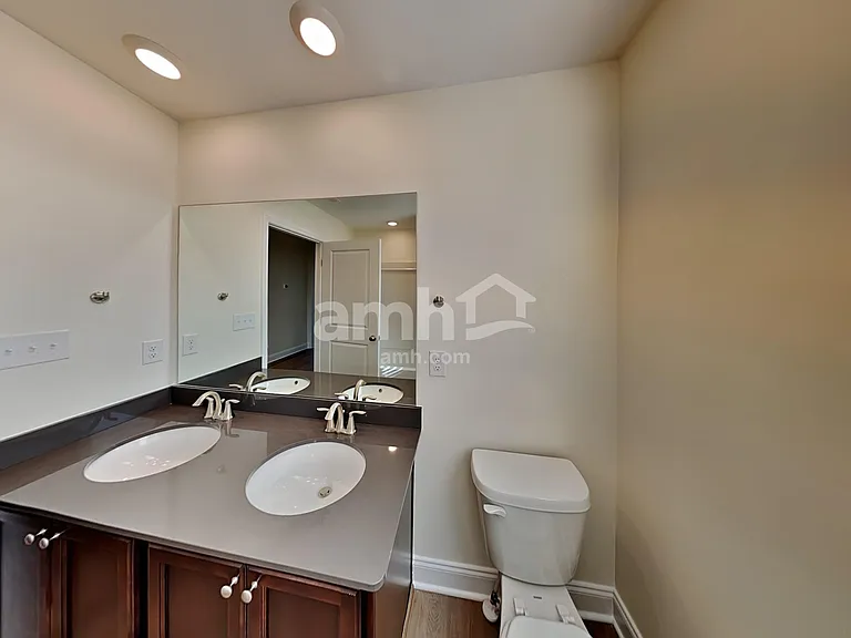 5327 Trust Dr — Photo 18
