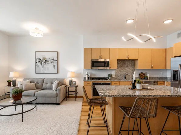 1240 S 2nd St Unit 709, Minneapolis, MN 55415