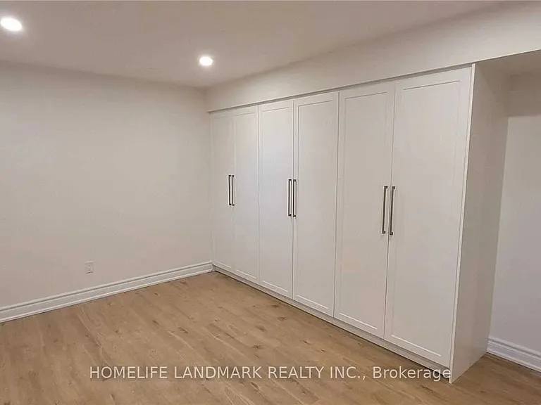 2564 Comet Ct — Photo 10