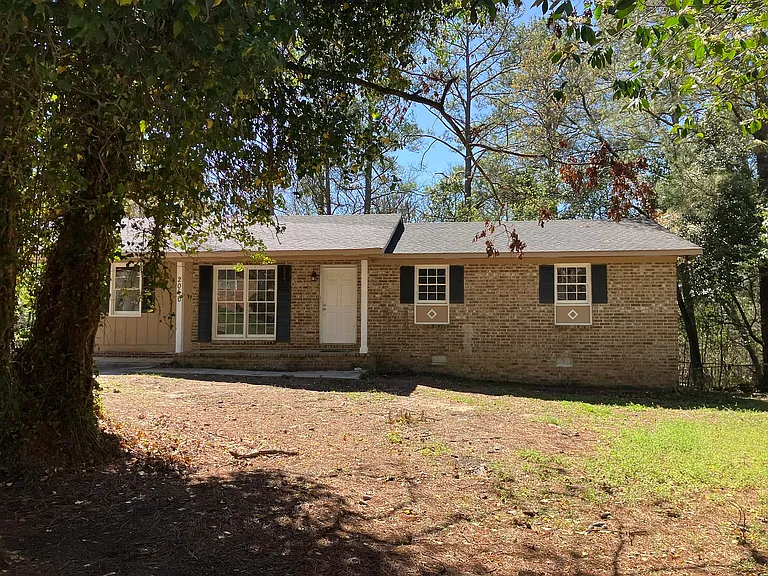 2050 Cherokee Ct #MAIN — Photo 3