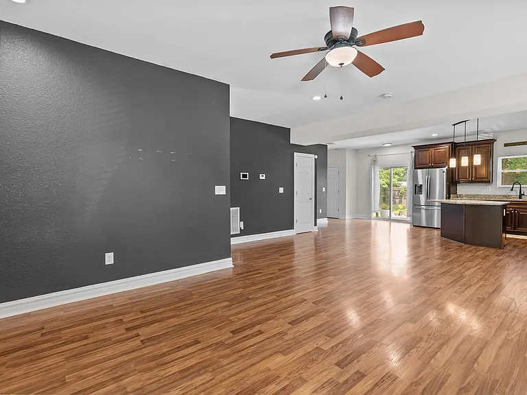 701B Summers Pl #B — Photo 8