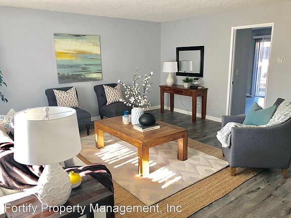 2nd image of 2166 Chestnut Ave #202