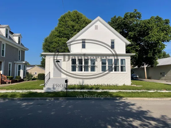 109 S Main St, Rawson, OH 45881