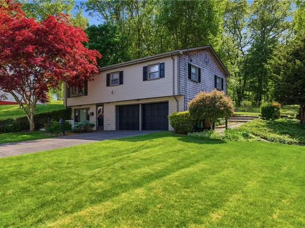 353 Thibeault Ave, Woonsocket, RI 02895