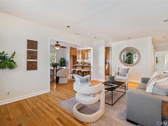 2nd image of 3426 Roxanne Ave