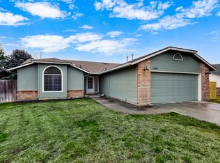 1890 E Green Meadow Ct, Meridian, ID 83646