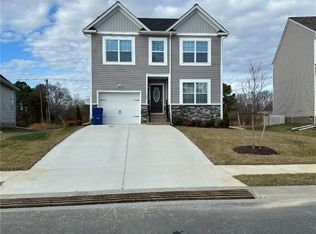 4912 Bailey Woods Ln, Midlothian, VA 23112